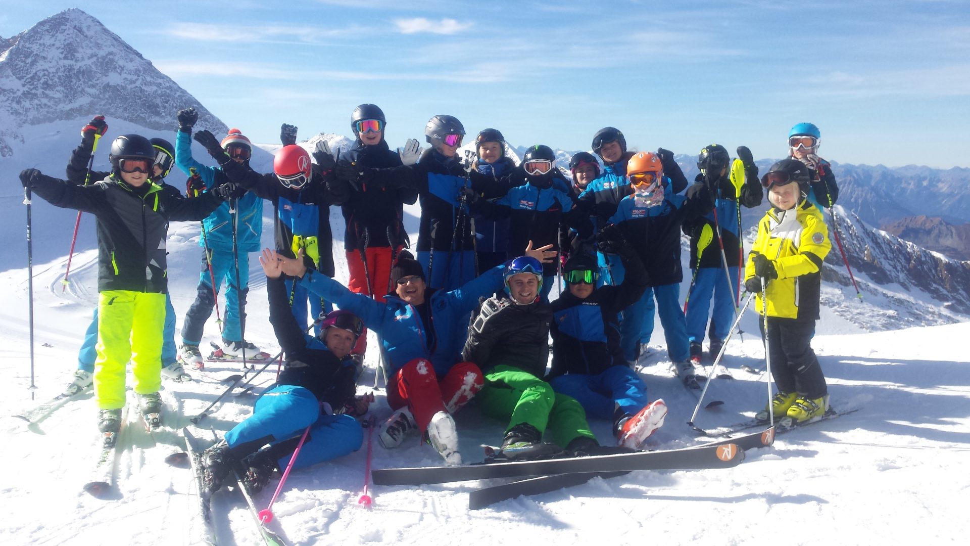 Racing Team: Saisonstart Am Hintertuxer Gletscher